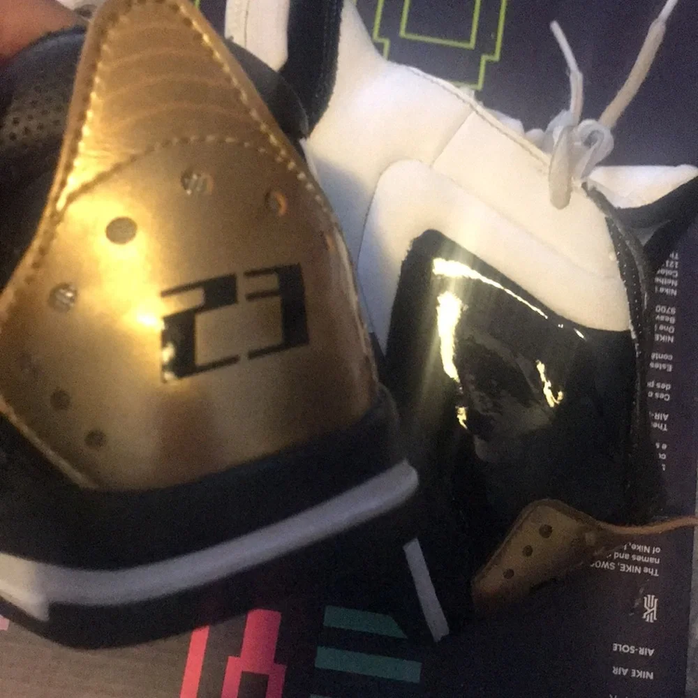 - 12C - Air Jordan Big Fund Black University Gold Kids Basketball Shoes 12…